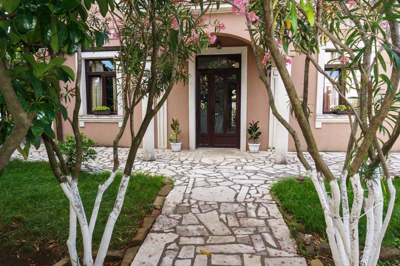 Tivat Star Hotel Exterior foto