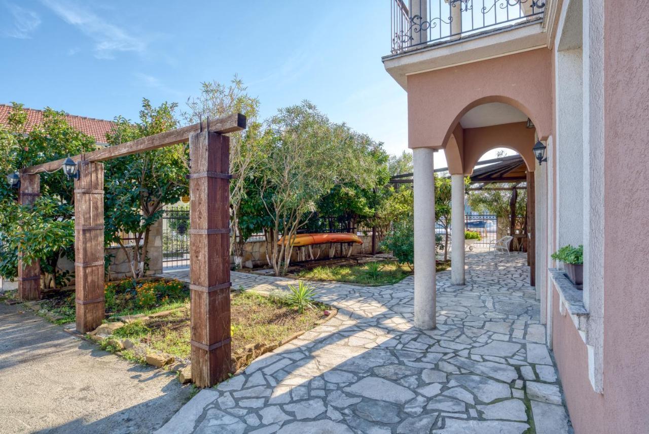 Tivat Star Hotel Exterior foto