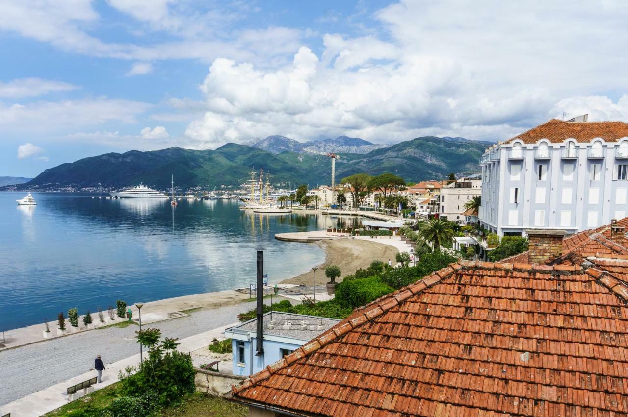 Tivat Star Hotel Exterior foto